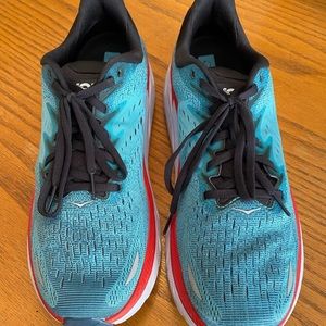 HOKA CLIFTON 8 MENS SIZE 10